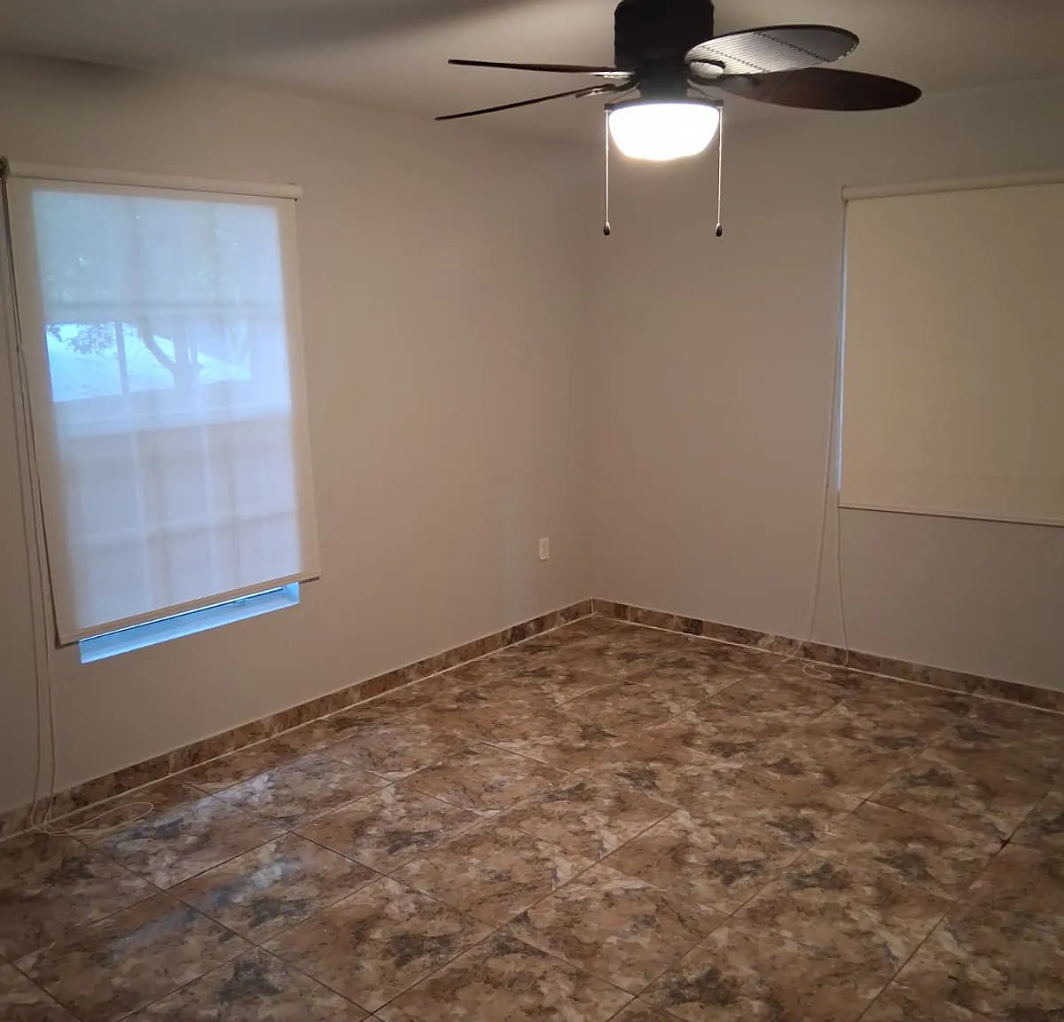 2 bed, 1000 sqft, $2,500 — Photo 3