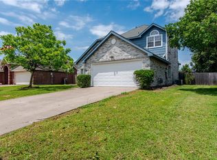917 Alpine St, Forney, TX 75126