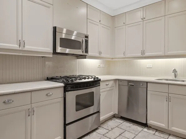444 East 57th Street image 3 of 11