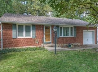 9010 Pflumm Rd, Lenexa, KS 66215