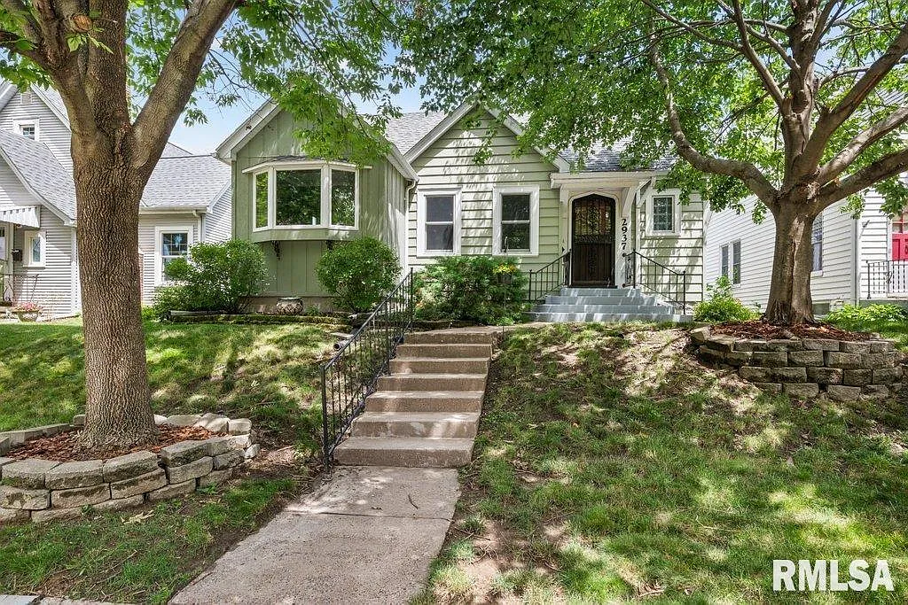 2937 Davenport Ave photo 1