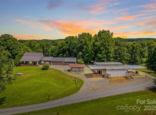 144 J And West Rd, Olin, NC 28660