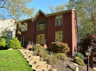 2904 Angeline Dr, Glenshaw, PA 15116