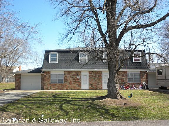 2nd image of 4819B Meadow Lark Ln