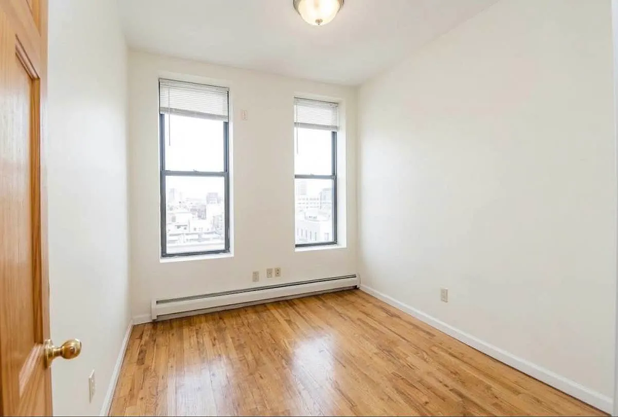 347 Saint Mark's Avenue — Photo 3