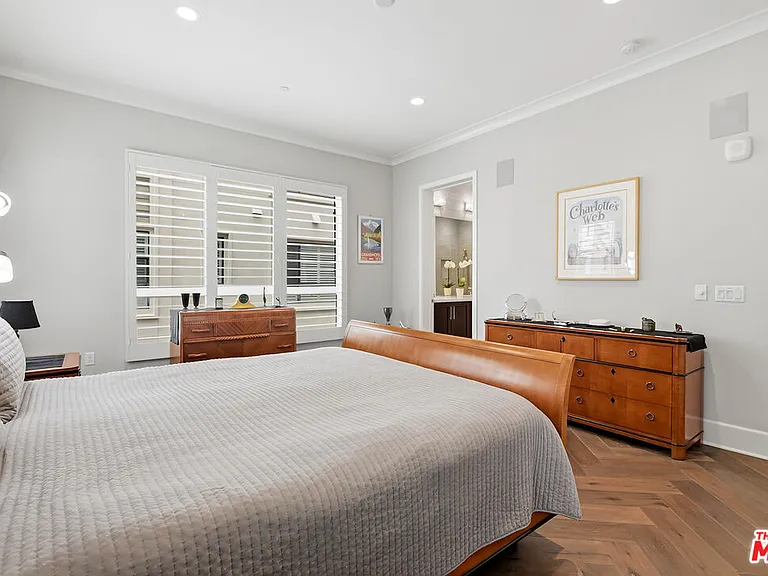 12775 Bluff Creek Dr #1 — Photo 18