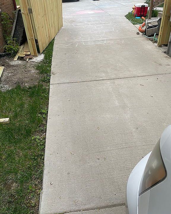 2nd image of 4673 N 53rd St