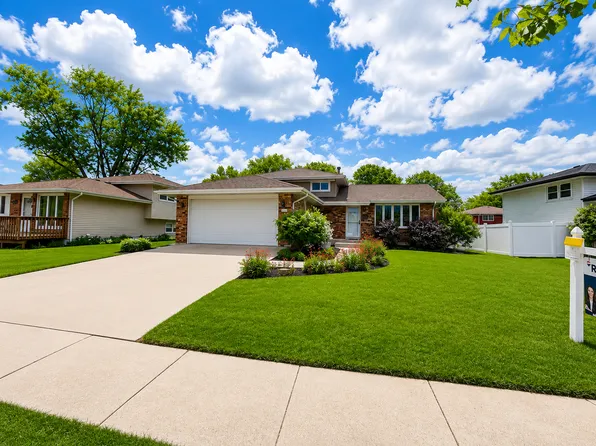 16755 Oleander Ave, Tinley Park, IL 60477