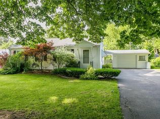 5 Charmaine Rd, Rochester, NY 14624