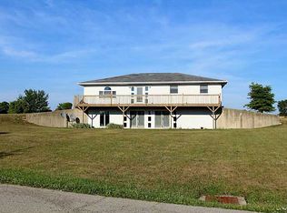 10410 Fiebiger Dr, Maplewood, OH 45340