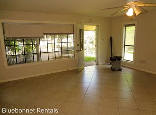 811 1/2 Sabine St, Houston, TX 77007