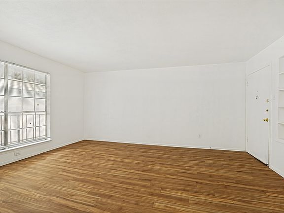 2nd image of 12888 Montfort Dr #G-227