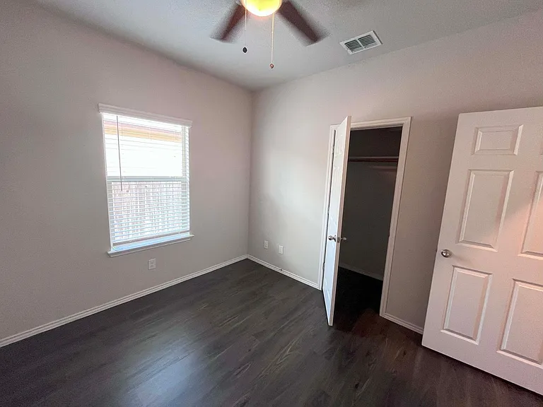 9221 Groff Lndg #1 — Photo 18