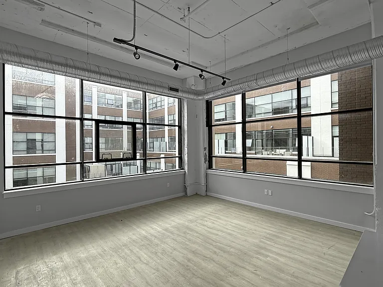 Trico Building Apartments — Photo 93