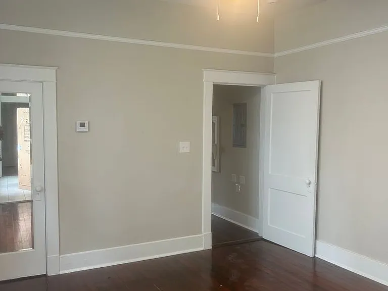 2428-2430 Clover St — Photo 5