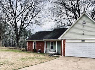 1915 Gayfer Dr, Horn Lake, MS 38637