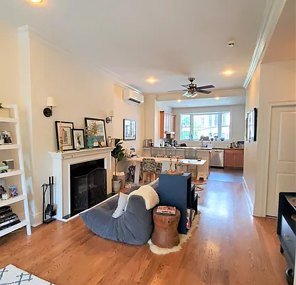 Rented by Amicourt LLC | media 21