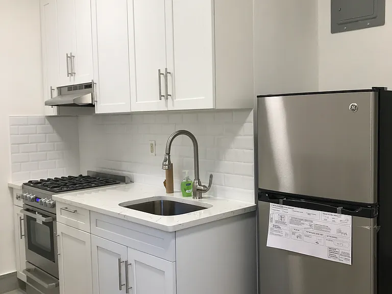 7915 35th Ave #1B — Photo 6