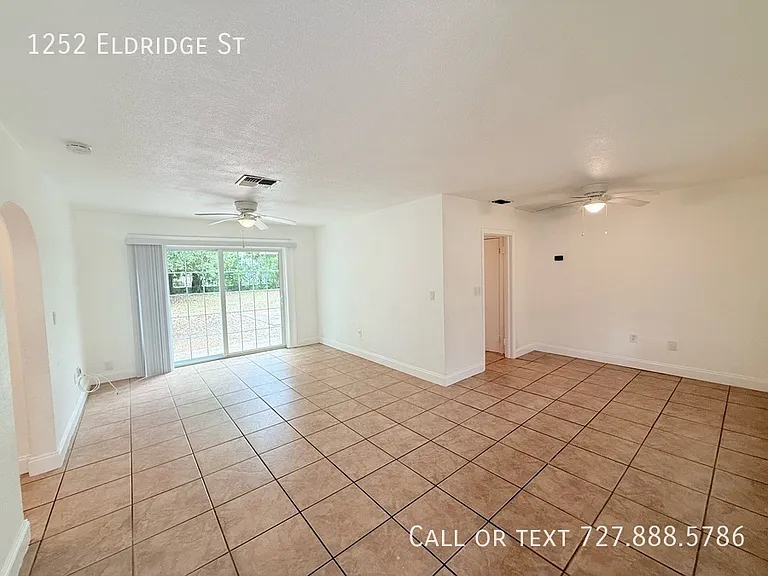 1252 Eldridge St — Photo 3