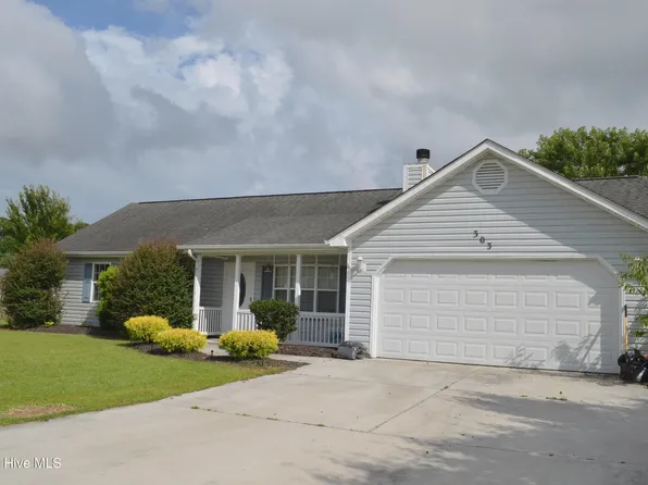 303 Marcia Court, Hubert, NC 28539
