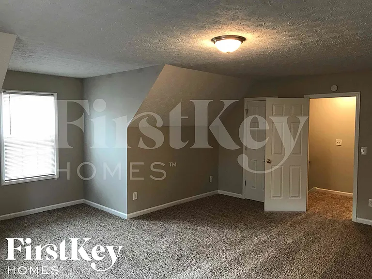 35 Riverbend Trl — Photo 15
