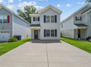 641 Osborn Ave, Chesapeake, VA 23325