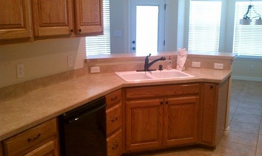 4th image of 903 Saunders Dr