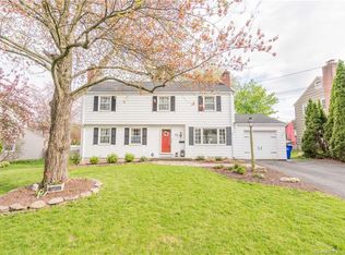 29 Chapman Rd, West Hartford, CT 06107