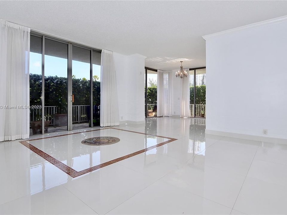 1st image of 3500 Mystic Pointe Dr APT 105
