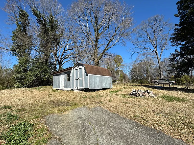 224 Howard St — Photo 14