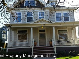 1304 SE Madison St APT 3, Portland, OR 97214