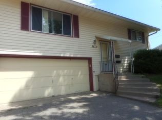 8833 Queen Ave S, Bloomington, MN 55431