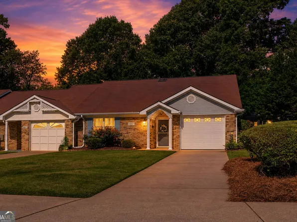 6847 Oak View Ct, Riverdale, GA 30274