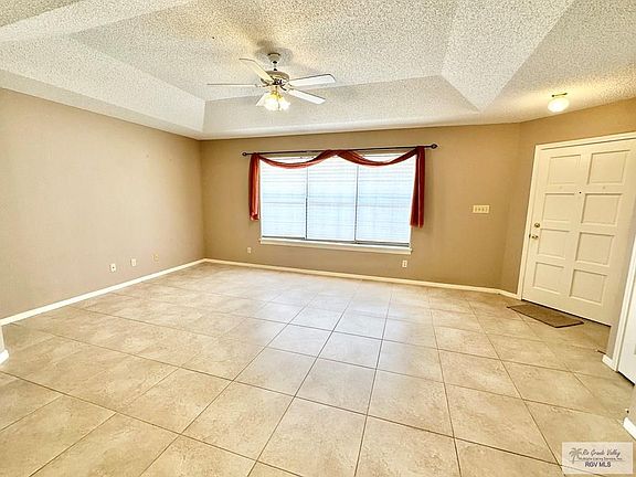 5th image of 114 Willow Cir