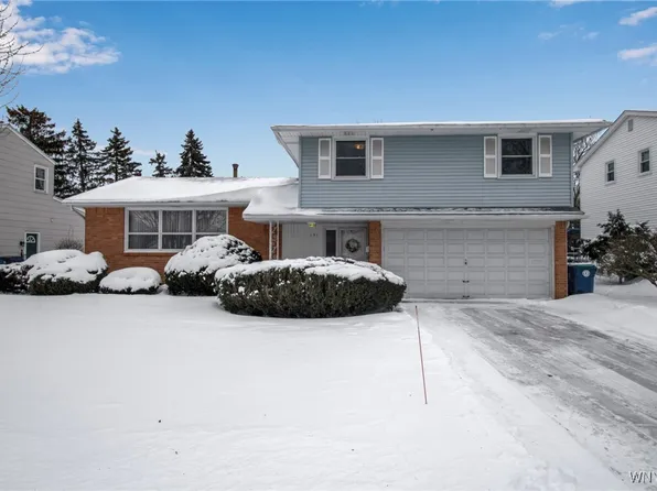 151 Robin Hill Dr, Williamsville, NY 14221