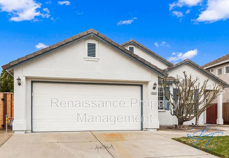 1539 Abrew Way — Photo 3