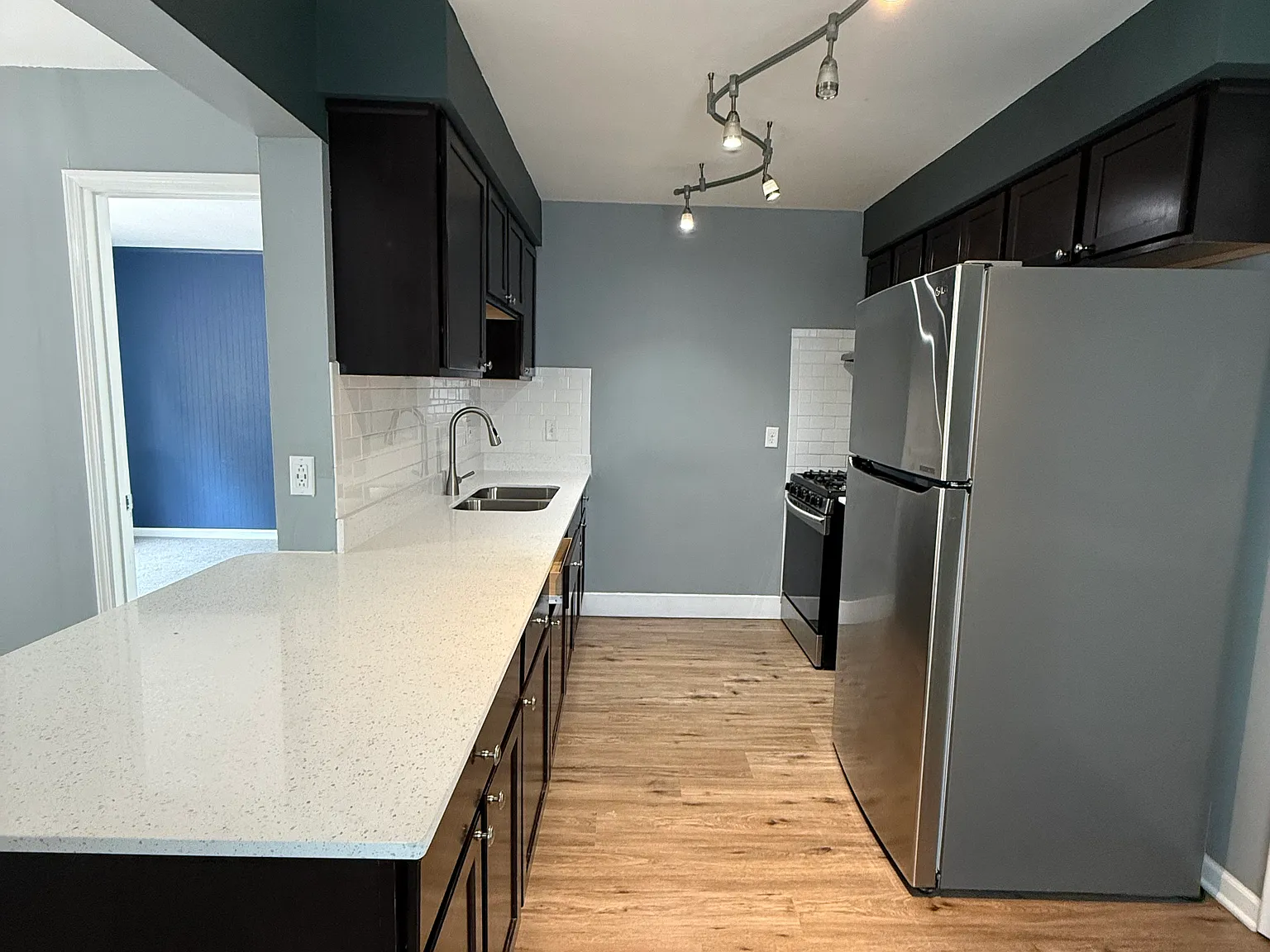 3 bed, 1.5 bath, 1170 sqft, $2,250 — Photo 1