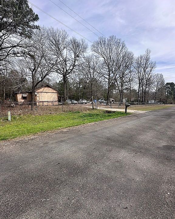 1st image of 272 Cedar Valley Rd