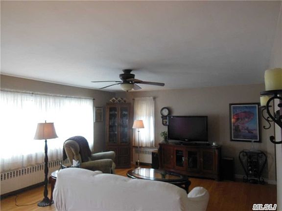 5th image of 143 Traymore Blvd
