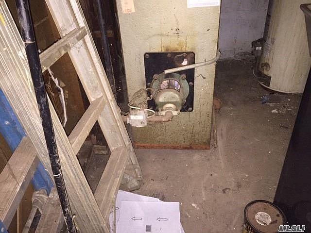 2nd image of 11424 197th St