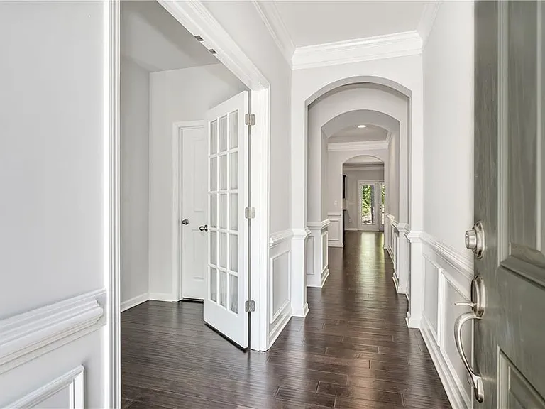 850 Grove Valley Dr — Photo 3