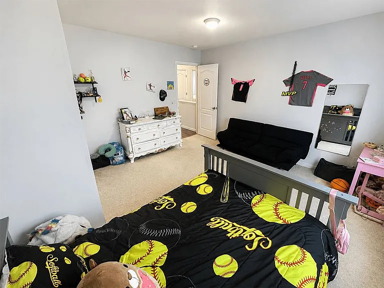 1100 Sarah Freeman Dr — Photo 18