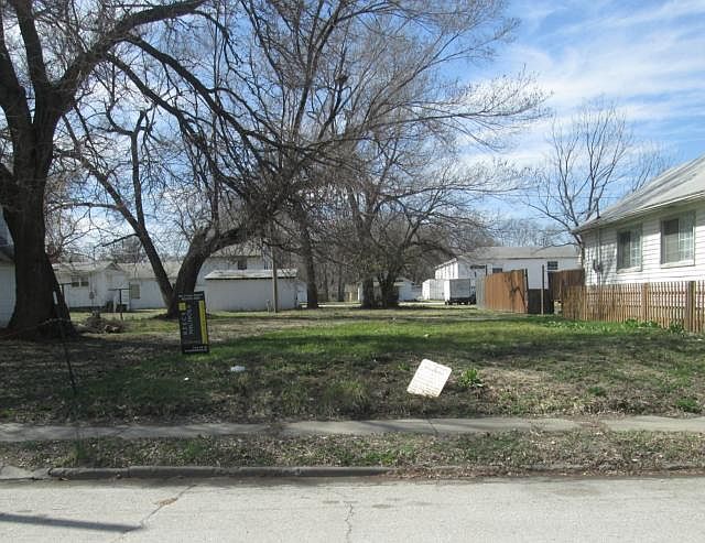 2nd image of 1120 S 36th St
