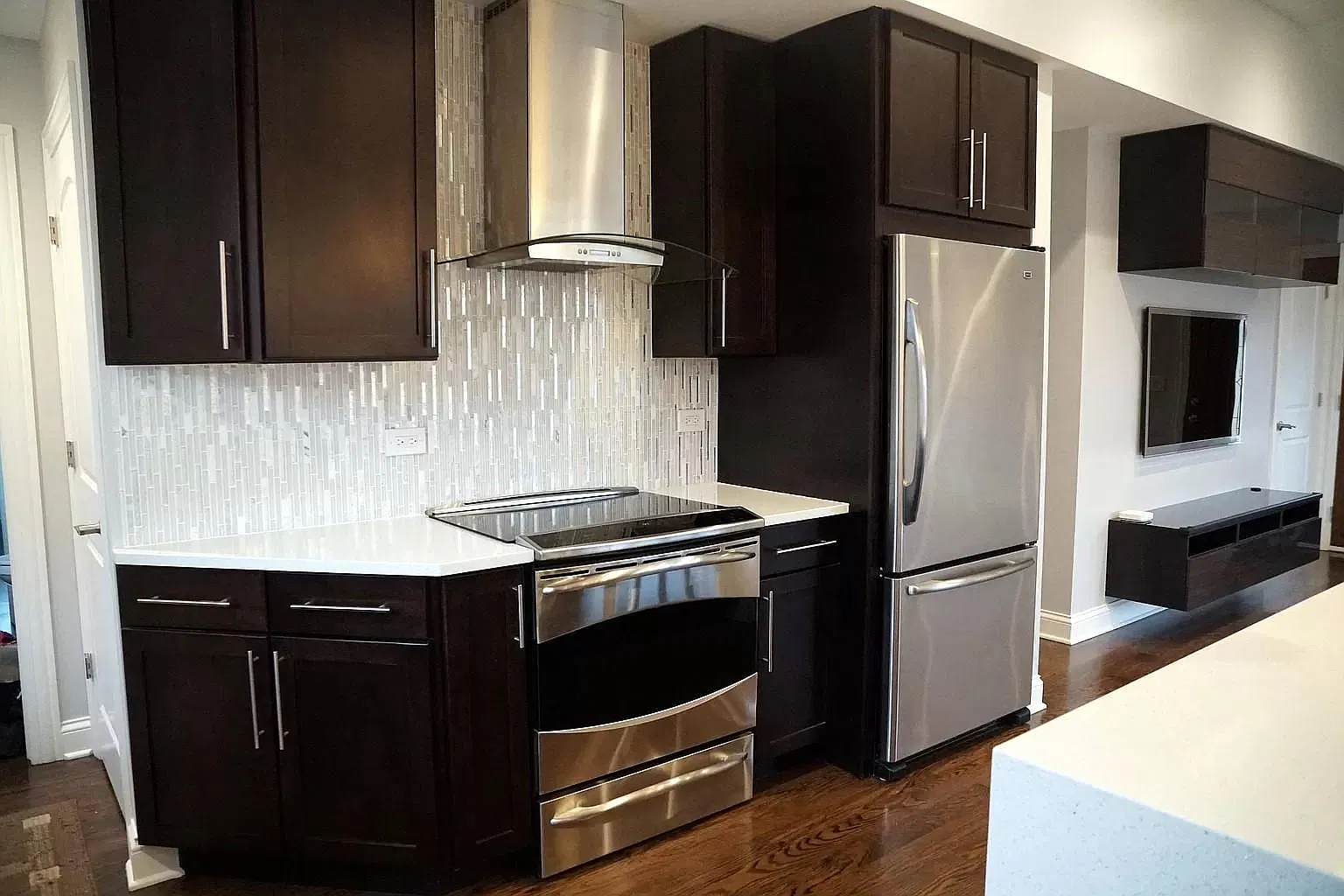 635 Morray Ct — Photo 3