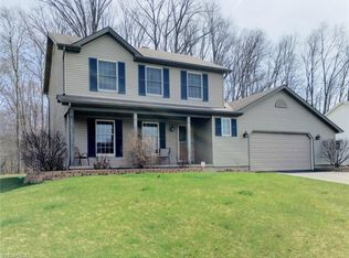 1889 Countryside Dr, Youngstown, OH 44515
