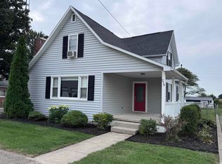 214 Grant St, Royal Center, IN 46978