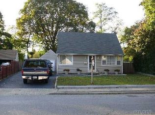 46 Belmont Ave, West Babylon, NY 11704