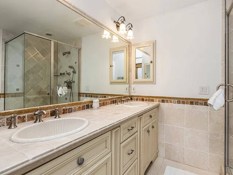 5027 Ute Ln #A — Photo 23