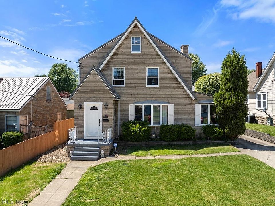 1st image of 3813 Collins Way