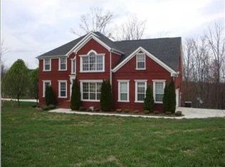 2401 Talking Leaves Dr, Ooltewah, TN 37363